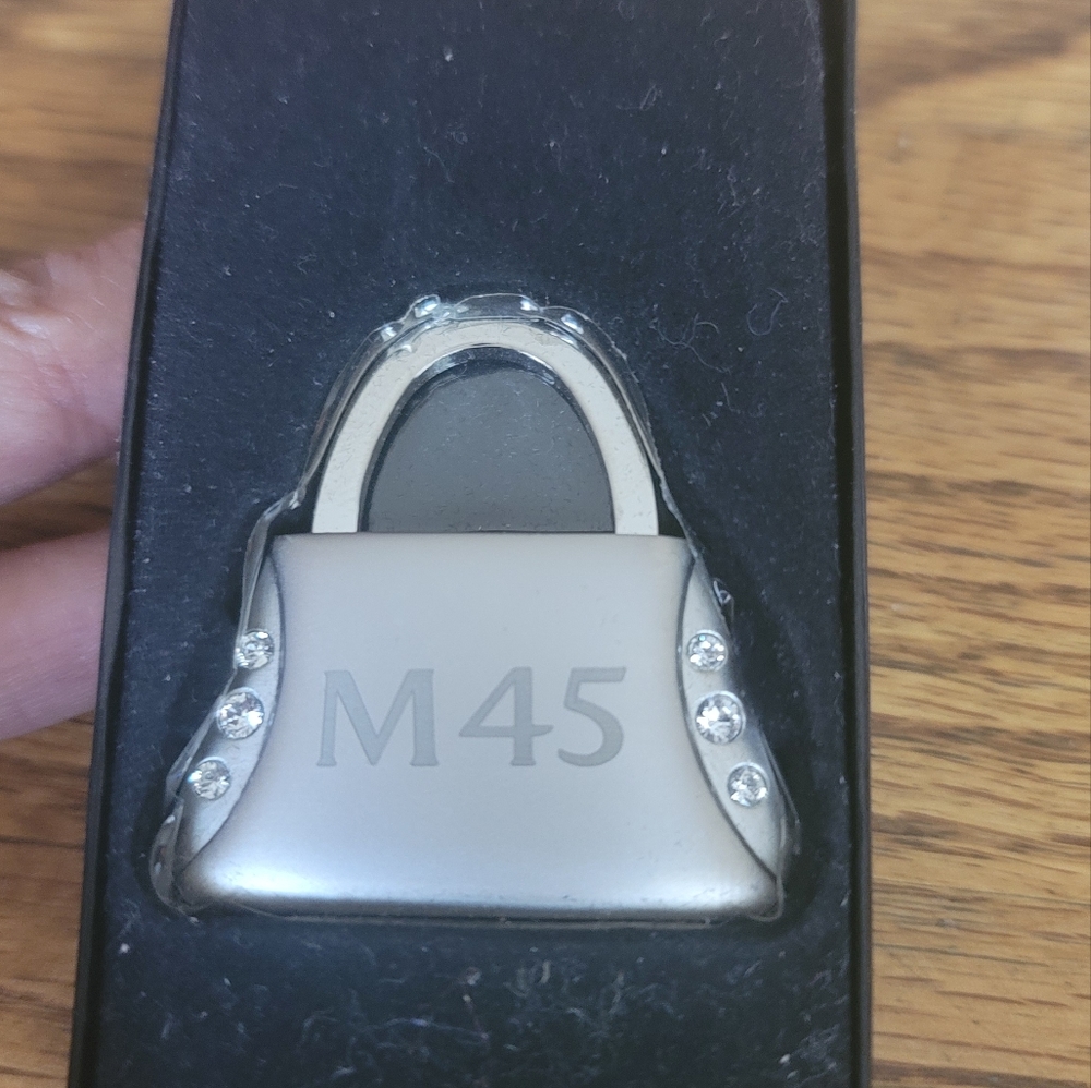 NWT Infiniti M45 Silver Purse Keychain